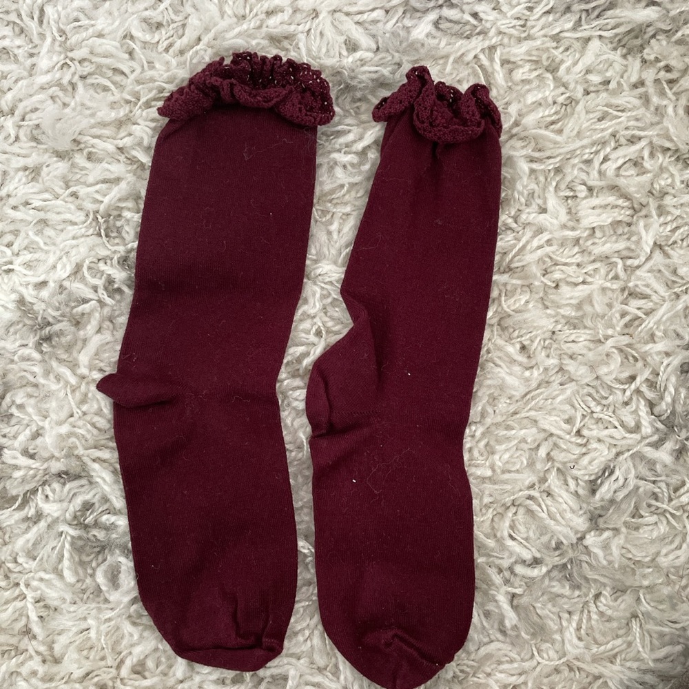 Ruffle Socks - Picture 4 of 4
